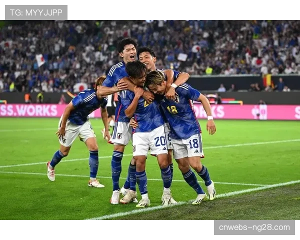 评论：为何现代足球中，低平传中的效率再次超越高球传中？