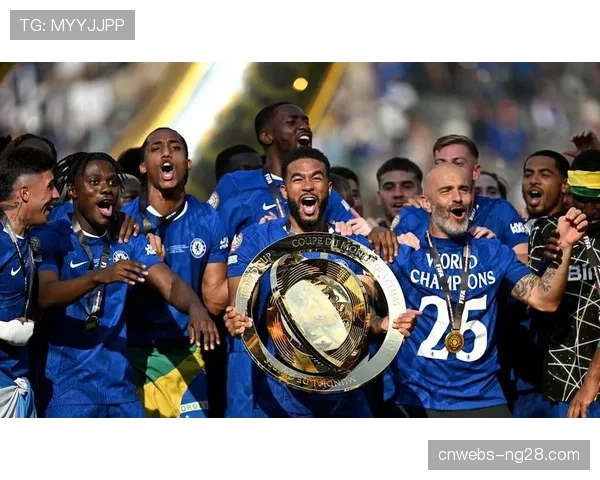 电讯报：里斯·詹姆斯恢复良好，有望在四月底切尔西比赛中复出